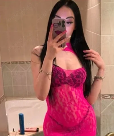 Ador să fiu cuprinsă de extaz cu limbuța ta magică