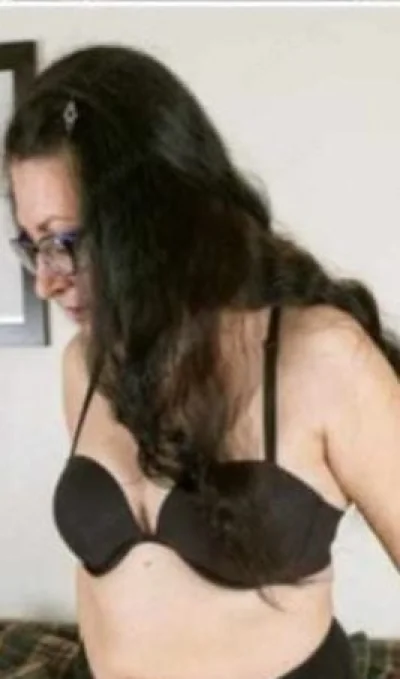 Doamna matura 52 DE ANI ZONA MEk