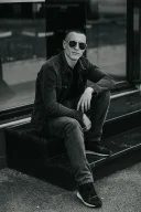 BĂIAT ATLETIC 22 DE ANI CAUT FATA TRANSSEXUALA, NU ACCEPT NICI FEMEI NICI BĂRBAȚI, DOAR TRANSEXUALI ( DIN BĂRBAT IN FEMEIE) - imagine 2