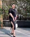 Buna dragilor brunetă înaltă Alina - imagine 1