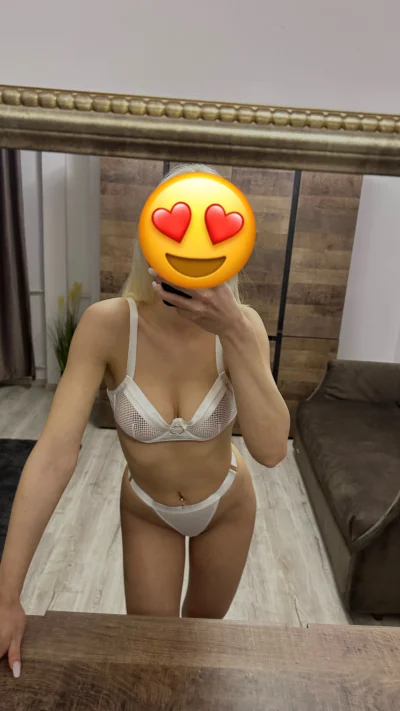 Julia ❤️blonda porno❤️