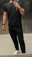 Baiat serios - imagine 3