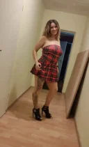 Buna sunt Julia - imagine 4