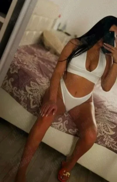 Buna sunt Bianca hi sa ne distram la tine sau la hotel