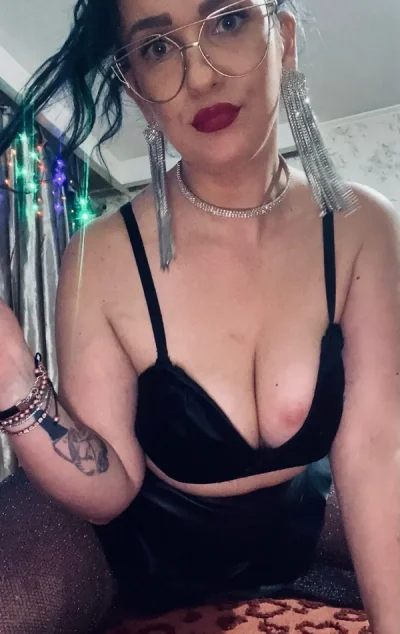 Pisicuță jucausa! Fac si party!