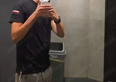 Sclav, caut stăpâna