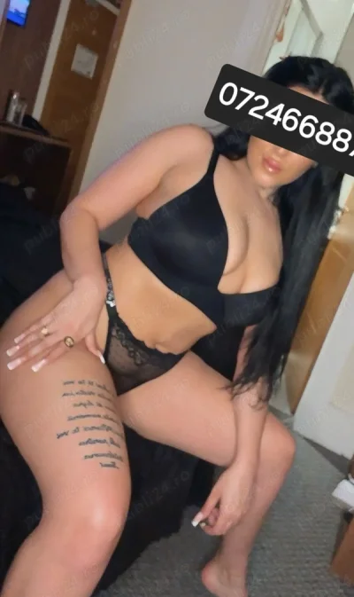 New New La tine sau Hotel