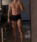 Doar pentru femei și fete - imagine 1