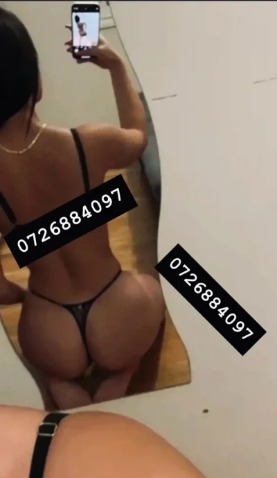 Escorta lângă mall ParkLake