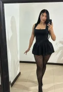 Prezență feminină, discretă și rafinată - imagine 2