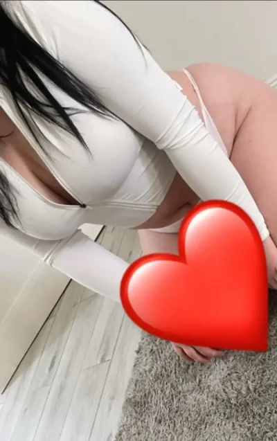 Bună!! Sunt Nouă în oraș!!! La mine sau la hotel