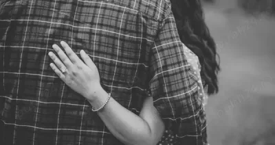 Caut relatie discreta ! Valabil doar pentru doamne si domnisoare !