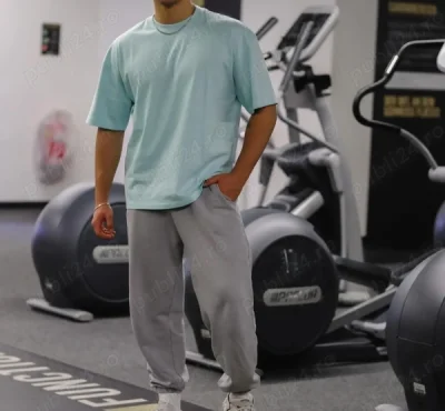 Hetero, caut doar tipi HETERO sau BI pentru diverse curiozități