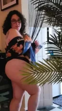 Matură 40 de ani - imagine 1