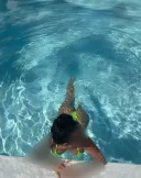 Bruneta Ginna nouă, prima data aici - imagine 2