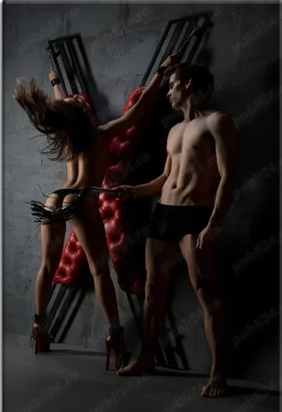 Show web cuplu sau singura !