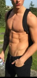 Tânăr 22 de ani dornic să te satisfacă! - imagine 1