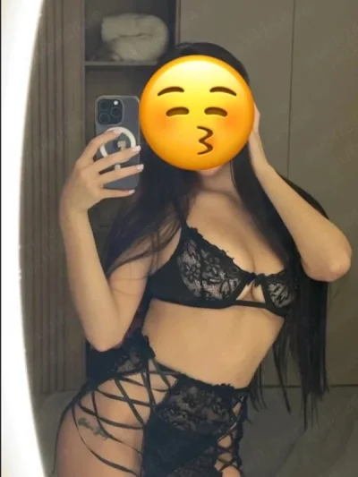 Buna sunt noua venita te astept in locatia mea