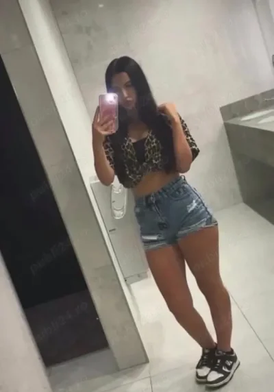 Ștefania deplasării 18 ani