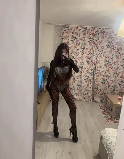 Doar deplasari!!Bomba!!Poze reale!!Outcall!