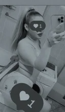 Rebecca azi ajunsă piercing în limbă ,Profil real100% - imagine 2