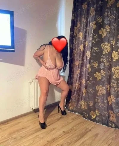 Aștept să mă suni iubitule