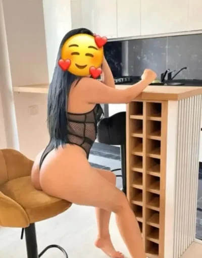 La tine sau hotel fac si party