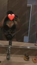 Bruneta cu forme ! Drumul taberei - imagine 2