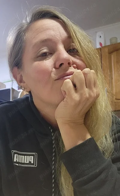 Buna sunt marcela 40 ani