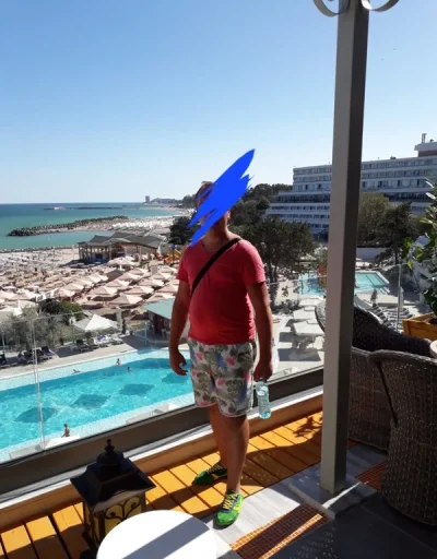 Doar pentru maturii intre 55....75ani....