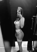 19 cherry. Fantezia ta . Discret si fara graba - imagine 2