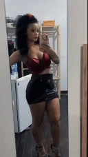 Nouă la voi în oraș - imagine 2