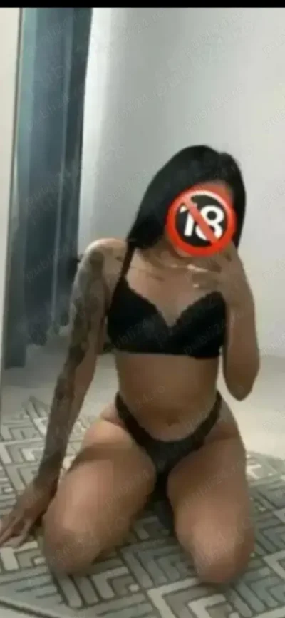 Brunetă slim nouă la tine in oraș.fac deplasari