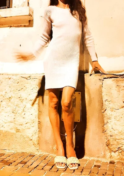 Masaj pietre calde si placere in trio