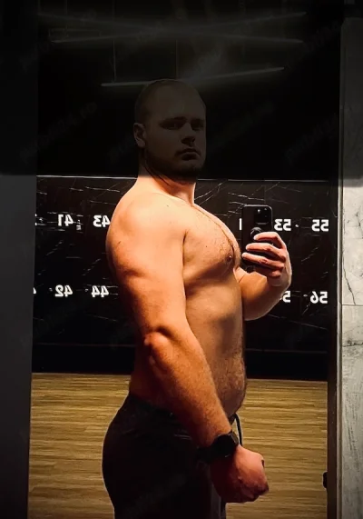 Caut cuplu cuck sau femeie