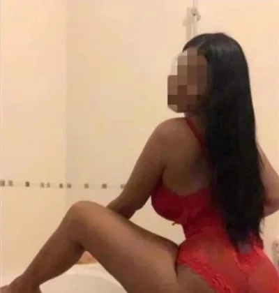 Doar un apel ne desparte.