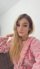 Bună blonda mică - imagine 3