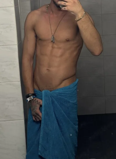 TopBoy Bisexual Masseur