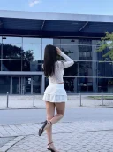 Mădălina nouă în oraș 22 de ani - imagine 1