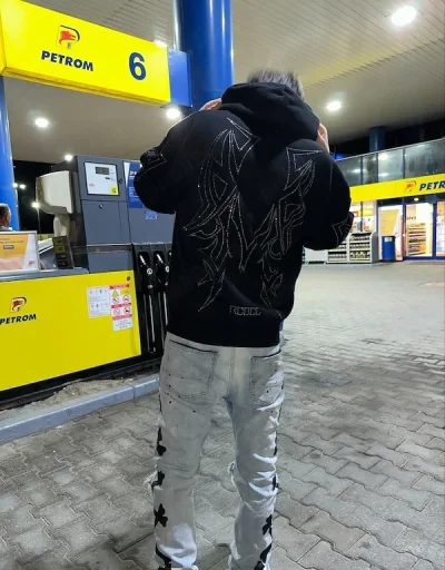 Discret, educat și asumat caut experiențe fără complicații