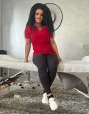 Titlu: Masaj Profesional pentru Relaxare și Revitalizare Descriere: Răsfață-te cu un masaj profesio - imagine 2