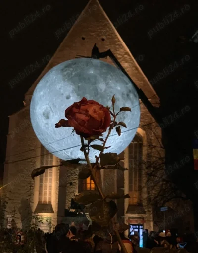 Bună. Pentru doamne și domnișoare, interesante de relaxare și momente placute, discreție maximă!