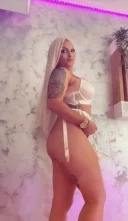 Vino in lumea mea, o lume a viselor erotice - imagine 1