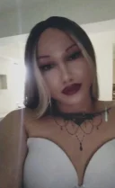 25 ani locuiesc singură poze reale ! - imagine 1