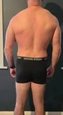 Tânăr discret si pasiv - imagine 1