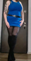 Blonda matura cu forme. - imagine 1