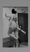 Blonda cu forme! - imagine 2