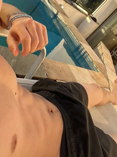 Salut sunt Dany bisexual