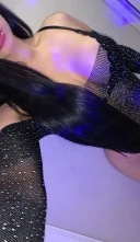 Feminitate, echilibru și un strop de magie - imagine 1