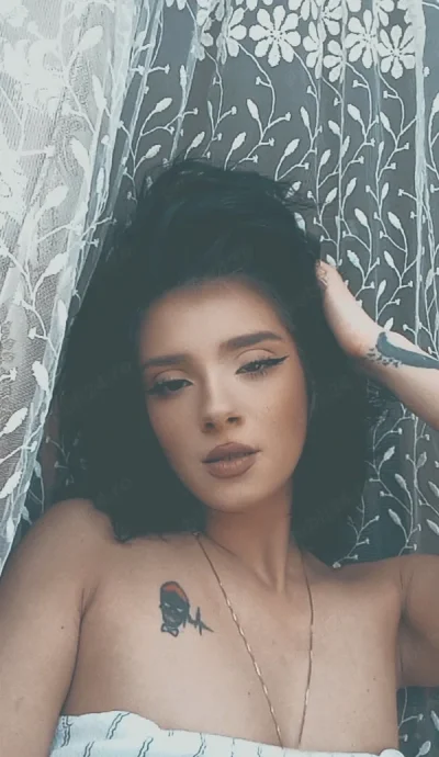 Elena diamond Bruneta la mine sau la tine detali wapp